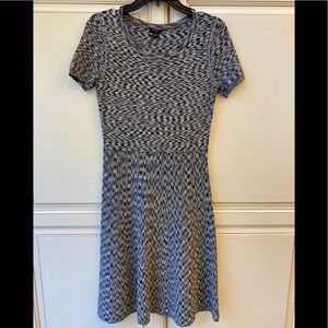 Ann Taylor Short Sleeve Dress